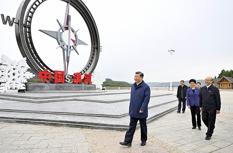 9月6日至8日，中共中央總書記、國家主席、中央軍委主席習近平在黑龍江考察。這是6日下午，習近平在大興安嶺地區(qū)漠河市北極村考察。